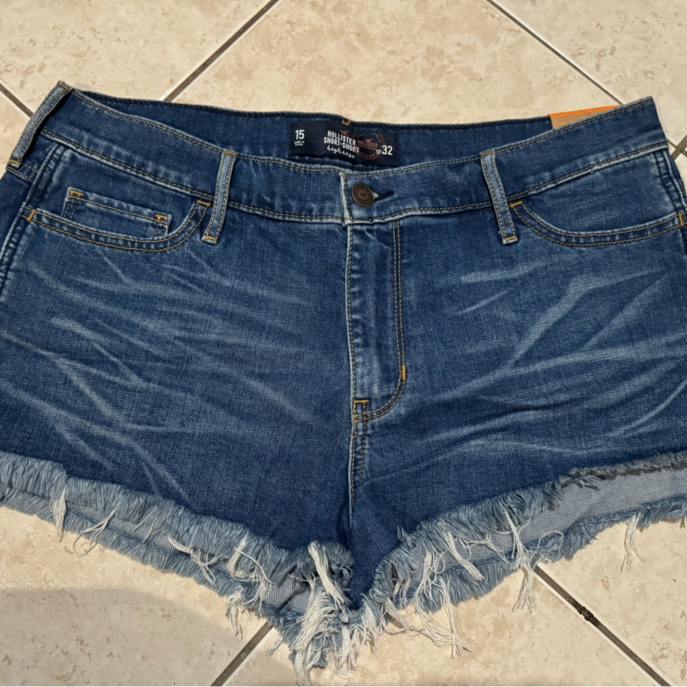 BNWT| Hollister Jean Shorts